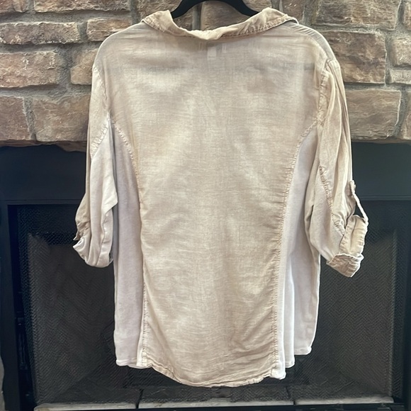 Brown ombre button down top with rolled sleeves and embellishments. Size 2X - Picture 9 of 12